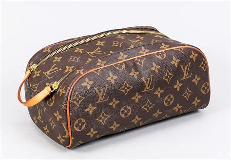 louis vuitton kulturtasche damen|Louis Vuitton handtaschen damen.